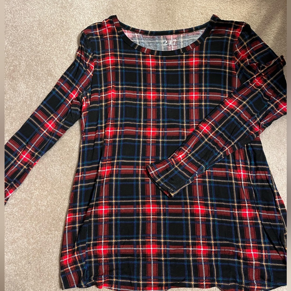 Maurice’s 24/7 long sleeve